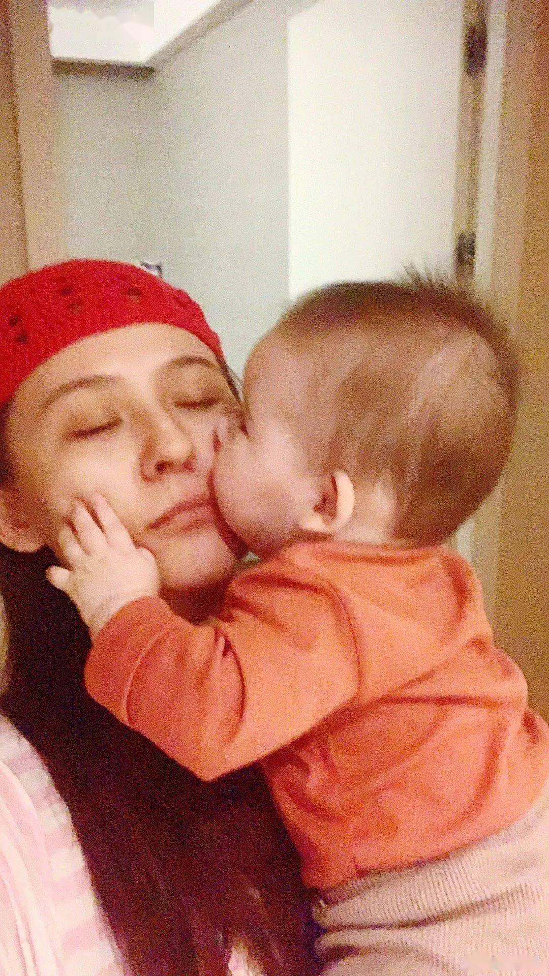 热依扎:隐婚生子,并不快乐_哥哥_因为_赛力