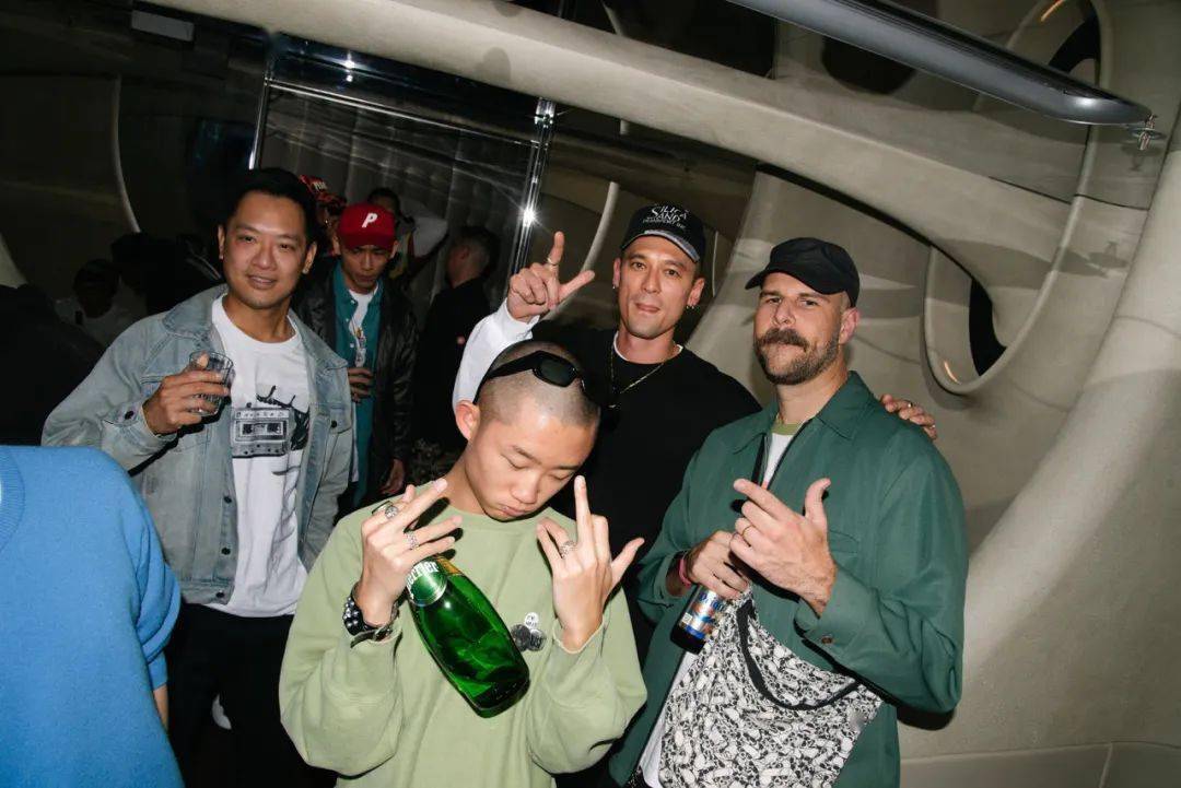 upcoming showyeti out x night slugs: 15 years@all12 月 2 日(星期