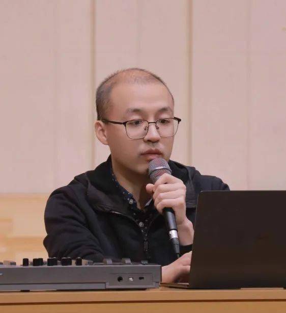 北京怡同科技有限公司的高级技术工程师张晟带来了关于"杜比全景声