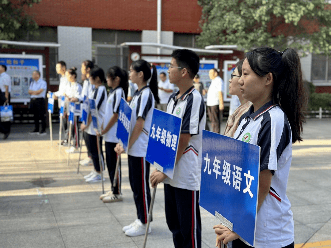 山东泰安市岱岳实验中学:聚焦生本课改绽放生命精彩_课堂_发展_教育