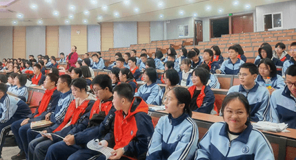 语言传情,劳动筑梦——记连城一中高二英语演讲比赛_选手_青少年_综合