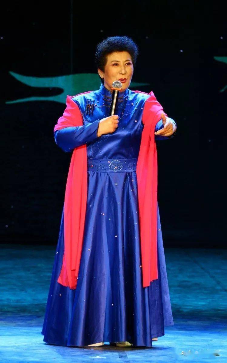 蒙古族老一辈歌唱家图片