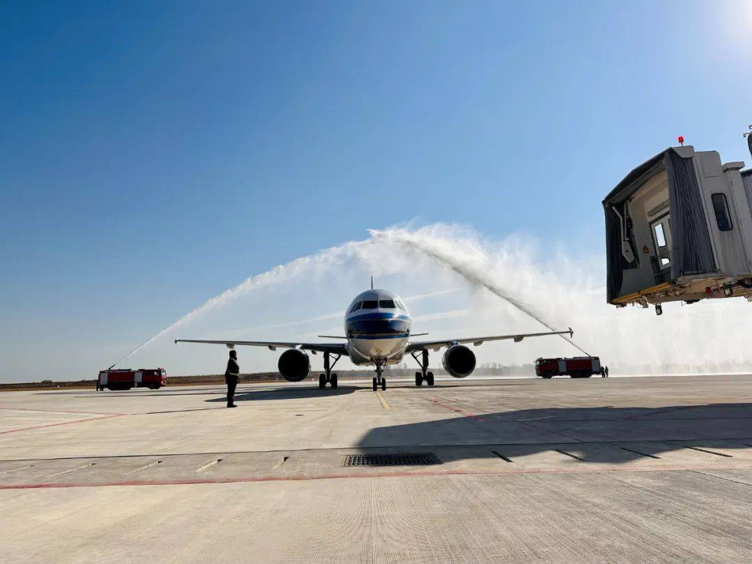 安阳红旗渠机场正式通航!_发车_濮阳_三市