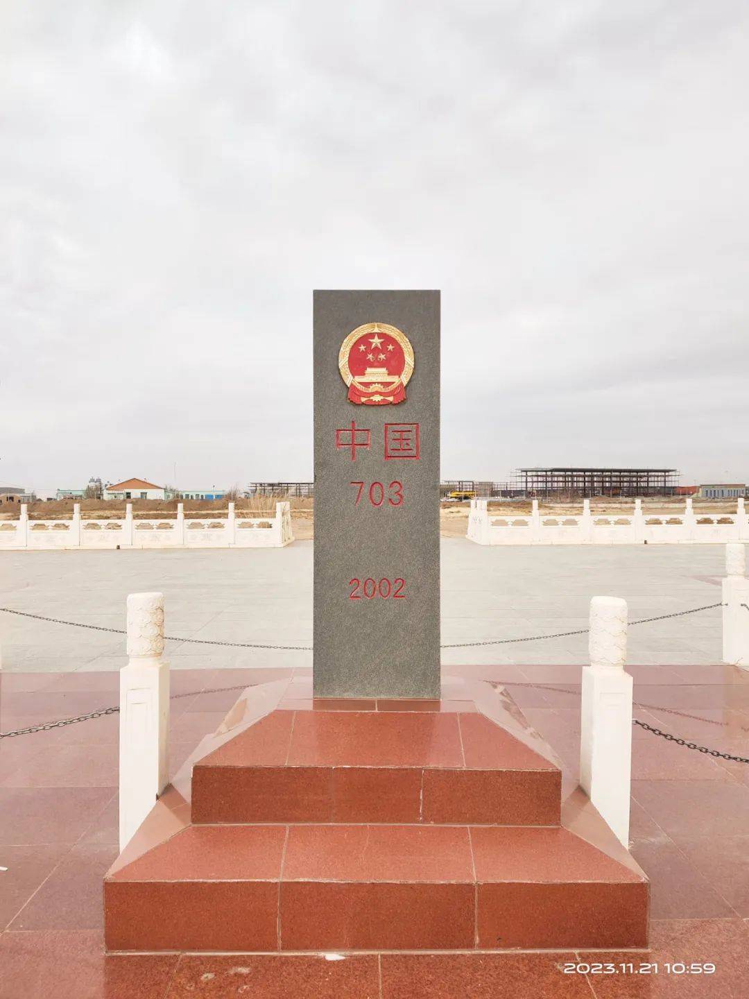 素有"塞上江南"的美称,甘其毛都口岸位于中蒙边境线第703号界碑处,是