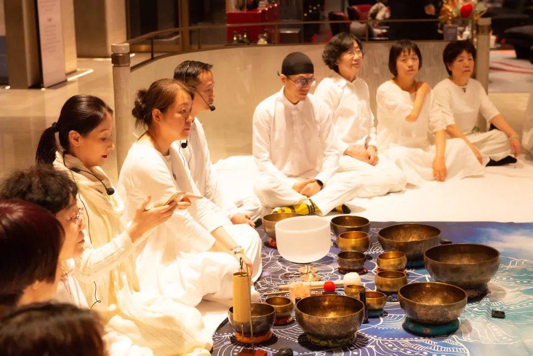 净手入场◎禅修静坐◎祈愿点灯◎梵音唱诵◎感恩冥想◎跨年餐会’集