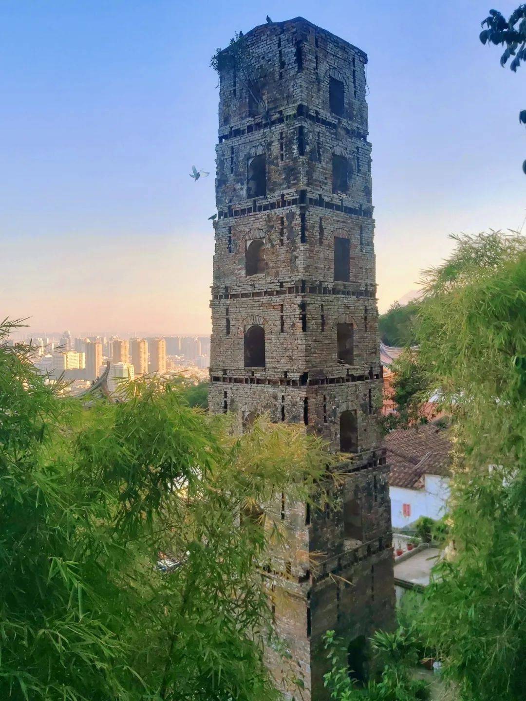 莆田的古塔,才是摄影师最不该错过的人间绝色_石塔_边长_浮雕