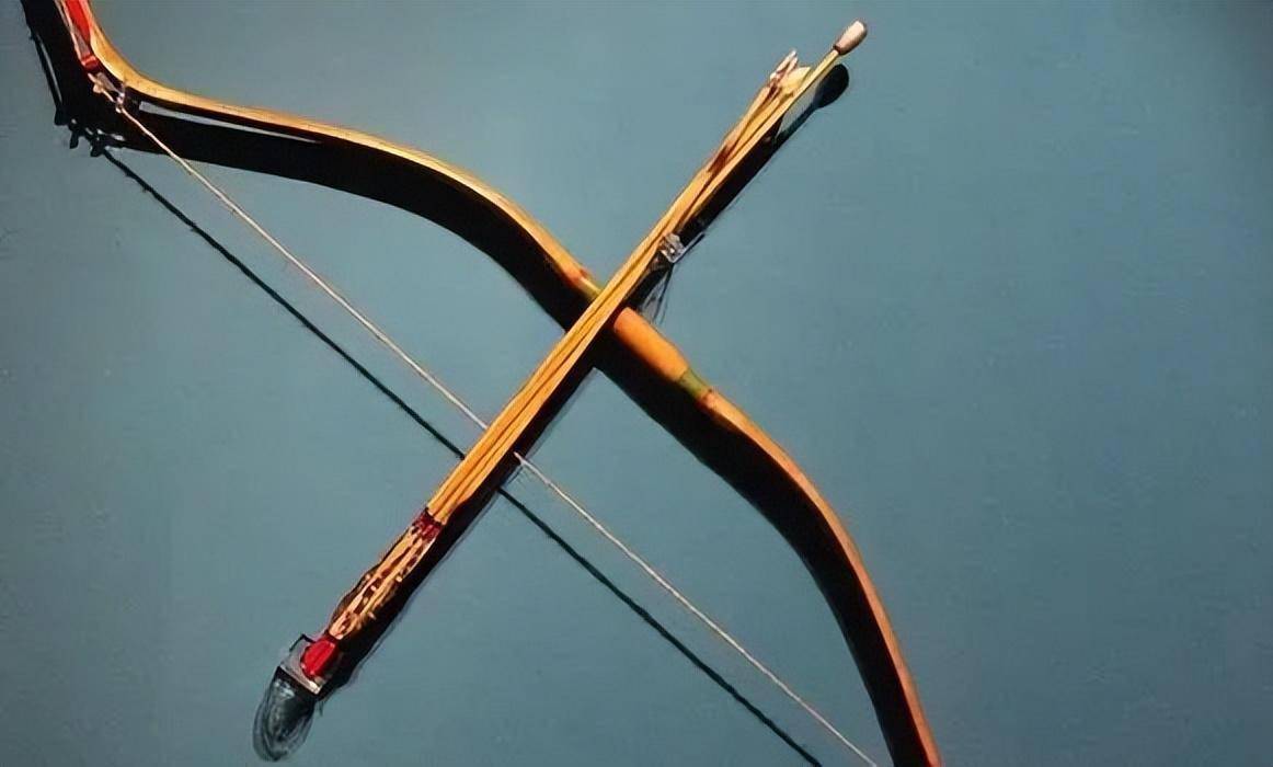 至今已有2000多年的历史最早可追溯到匈奴时期传统牛角弓制作制作弓箭