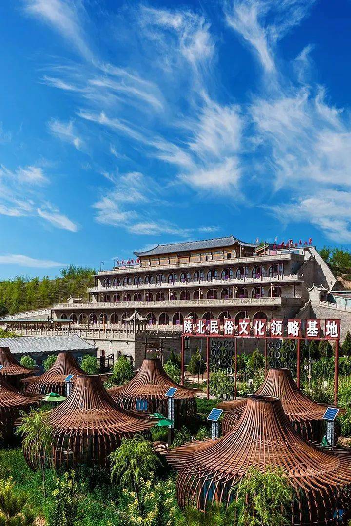 要写中国醉美石窑四合院落大美石窑以山为景,以田为意以人为本,汇聚