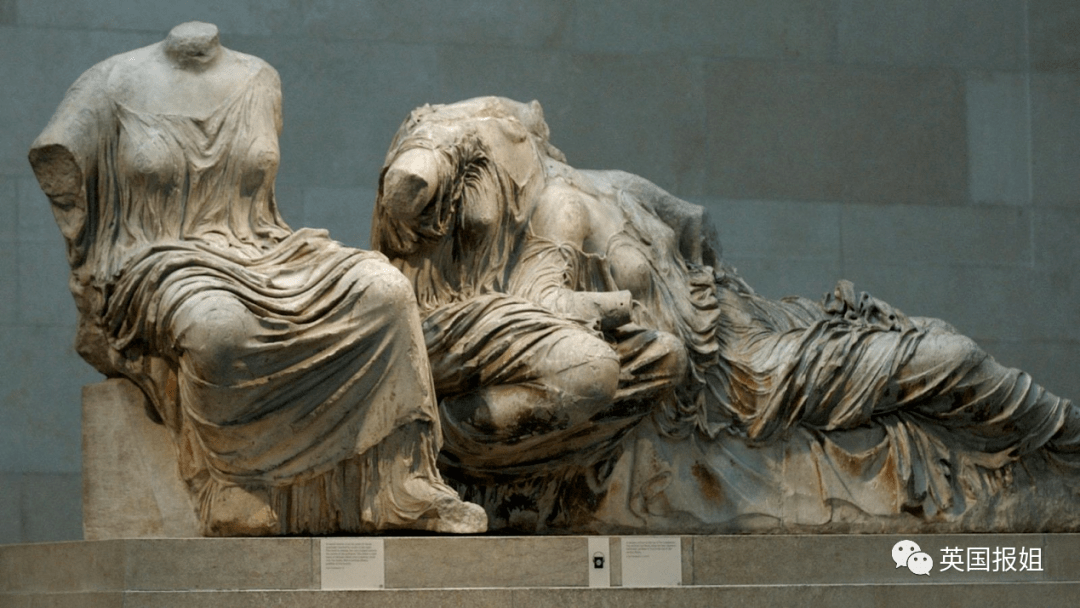 英国政府从掠夺者额尔金手上买下了"赃物",并永久性移交给大英博物馆