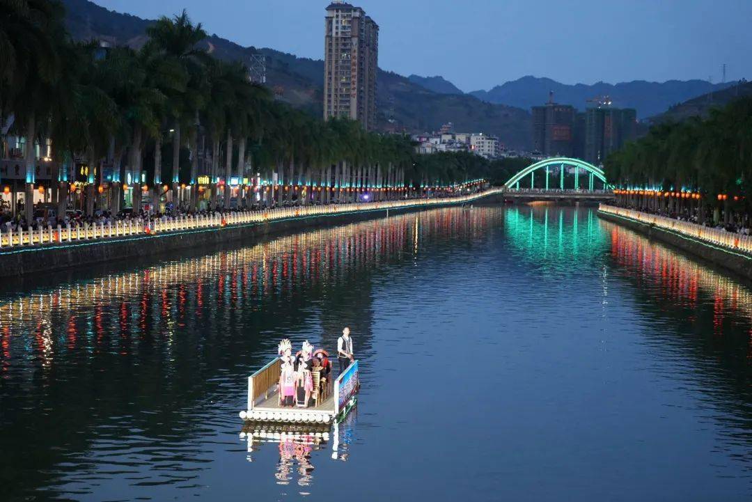 柔情富宁 休闲壮乡