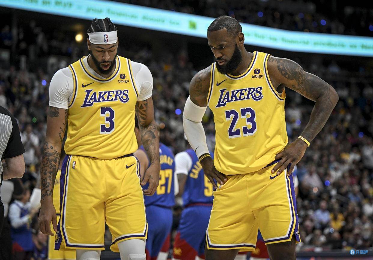湖人半场前场板12-4多太阳8个 范德彪4个&詹眉各3个_篮板_nba
