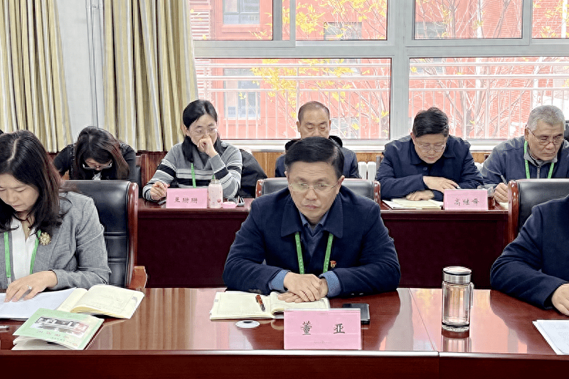 济南中学召开管理干部会,提高工作执行力和行动力_校区_进行了_董亚