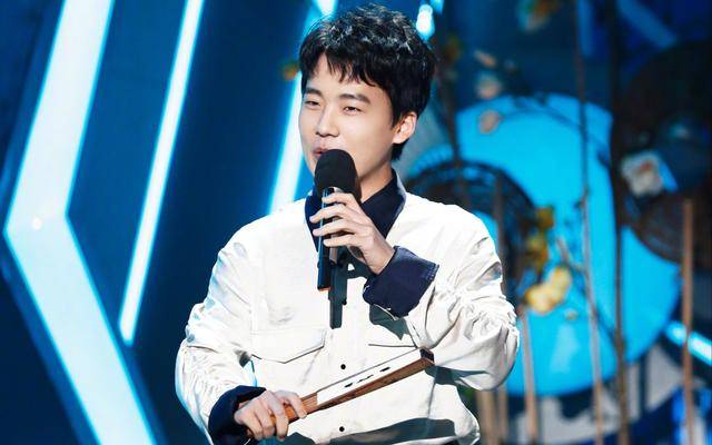 8娱乐爆料:李一桐,王一博,杨幂,朱一龙,杨紫,周深_活动_麒麟_后妈