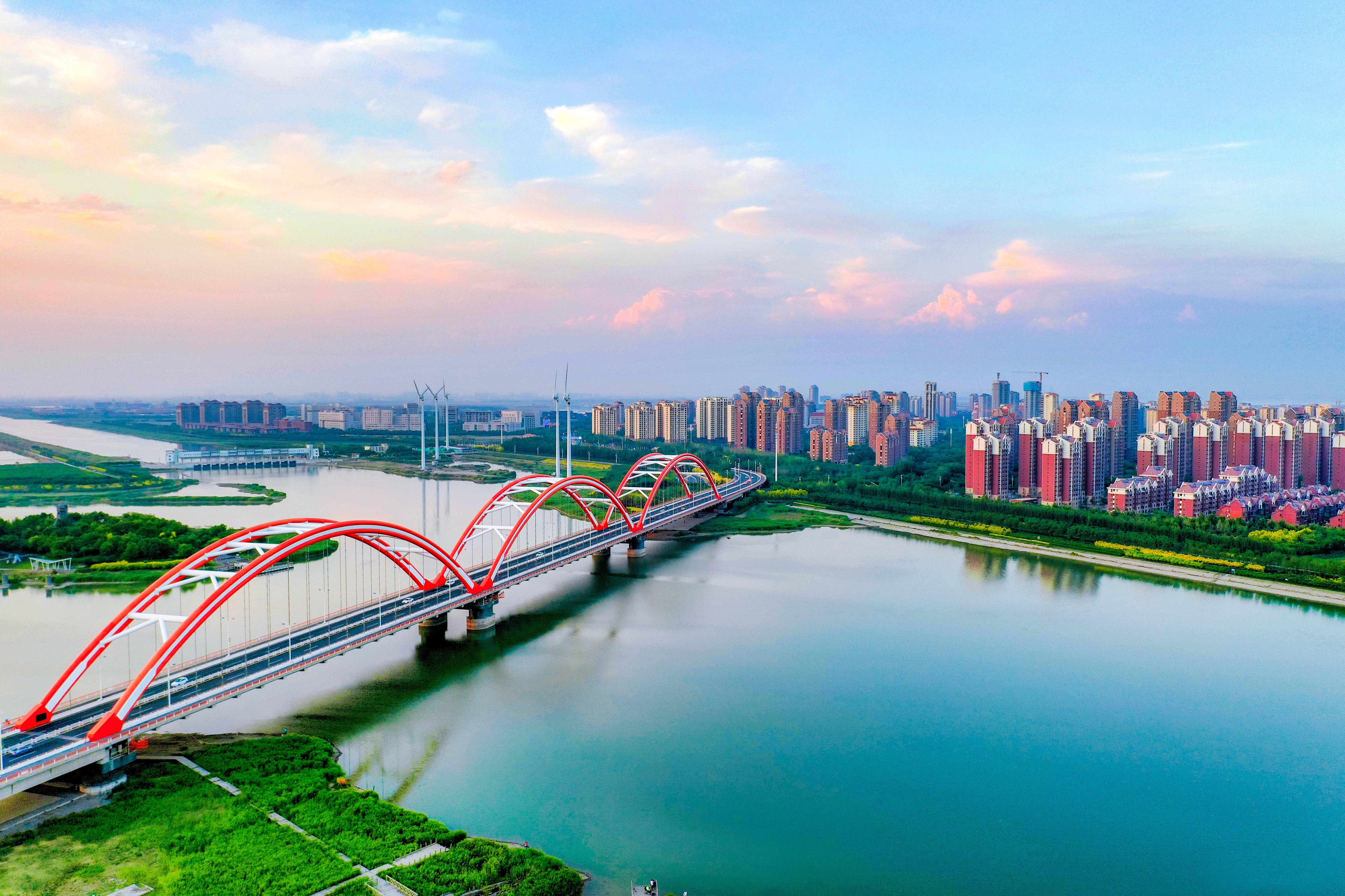 中国新加坡举行高层双边会谈,中新天津生态城将打造升级版示范区