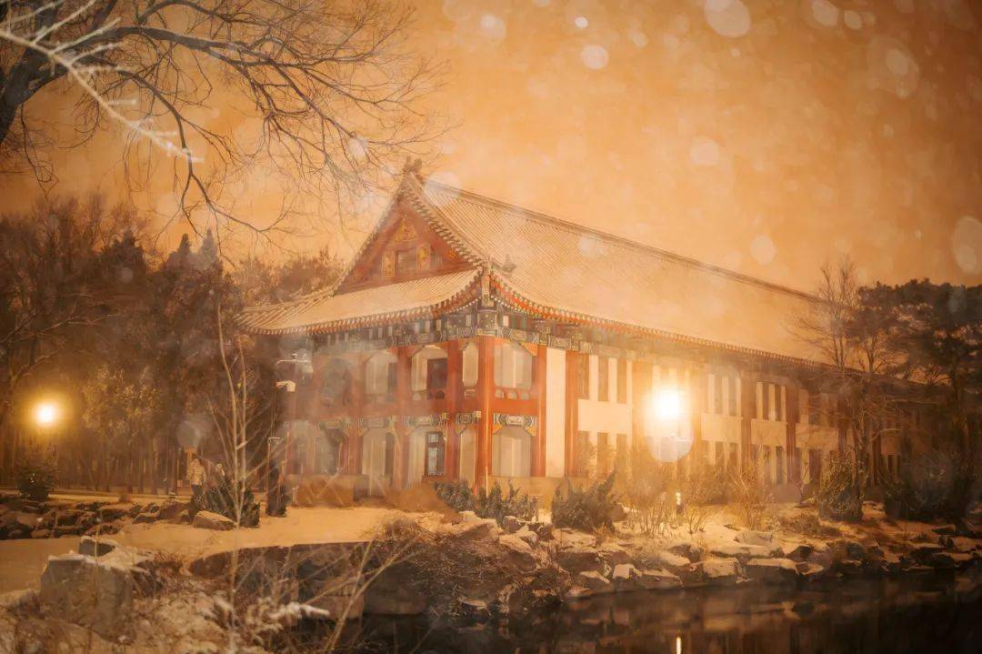 北大_星空_秦昊