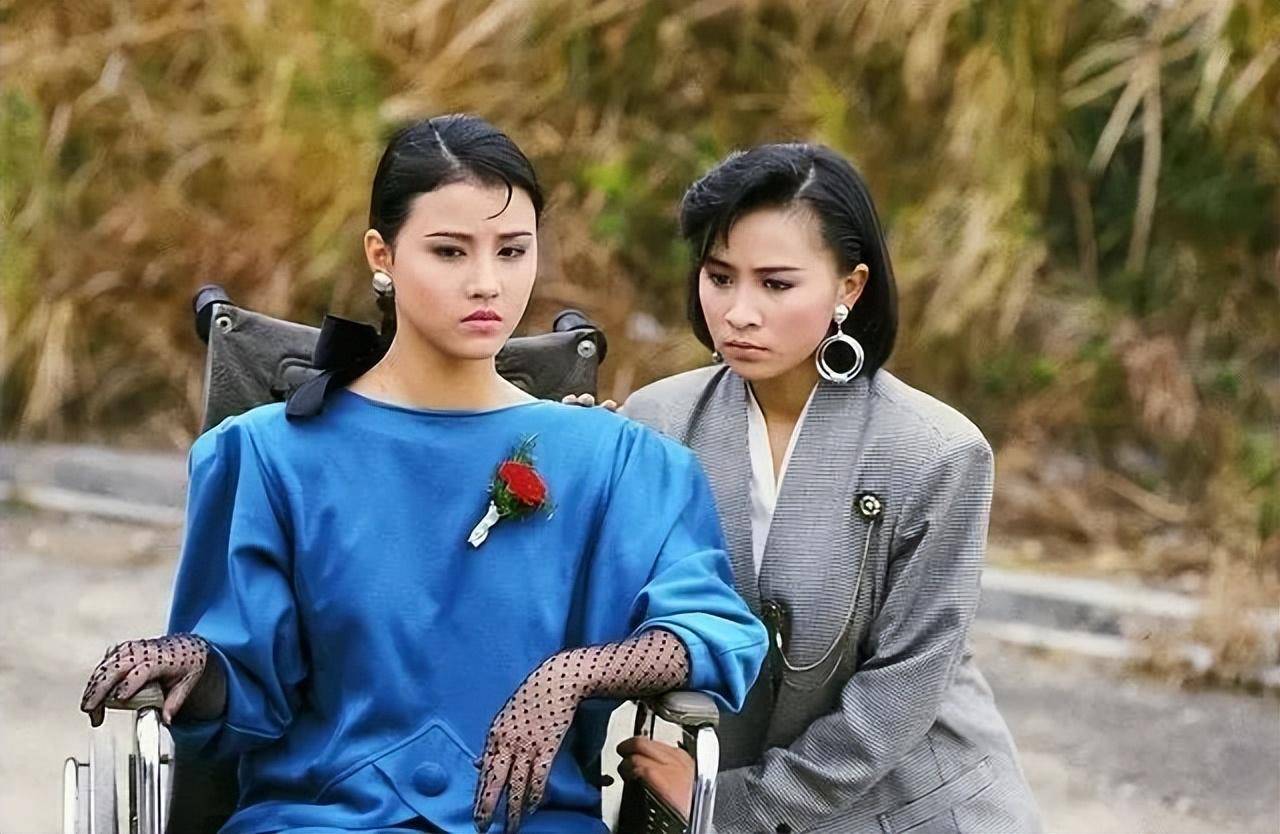 一代佳人周海媚去世,她的美,曾让你我"鬼迷心窍"_观众_张无忌_美人
