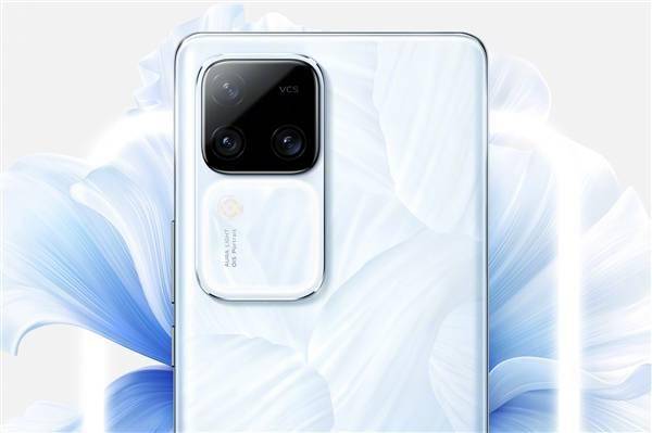vivo S18发布:最薄5000nAh手机 2299元起(图1) vivo S18发布:最薄5000nAh手机 2299元起(图1)
