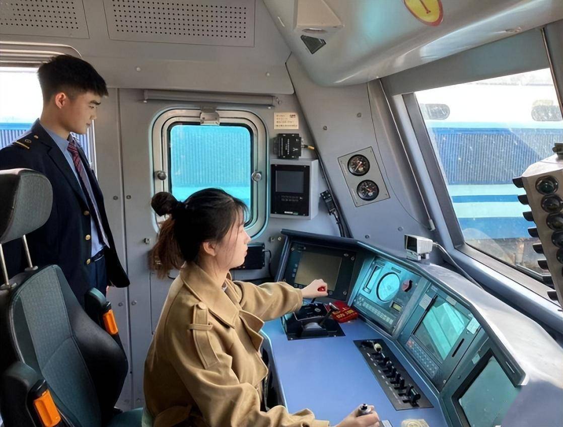 这场青年交友联谊"超甜"_活动_附属_南华