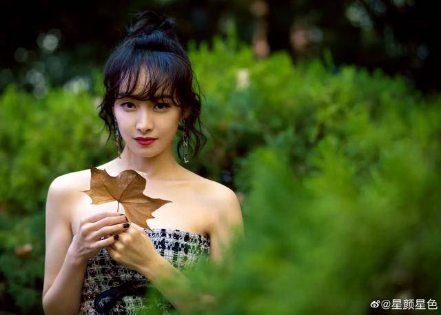 宋茜,80后全能艺人,时而可爱迷人,时而性感诱人_表演_小茜_舞台