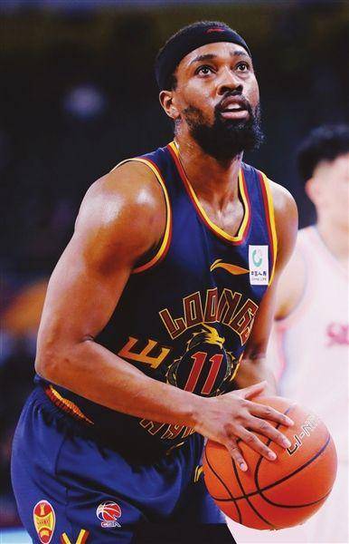 泰勒需要更多比赛证明自己.