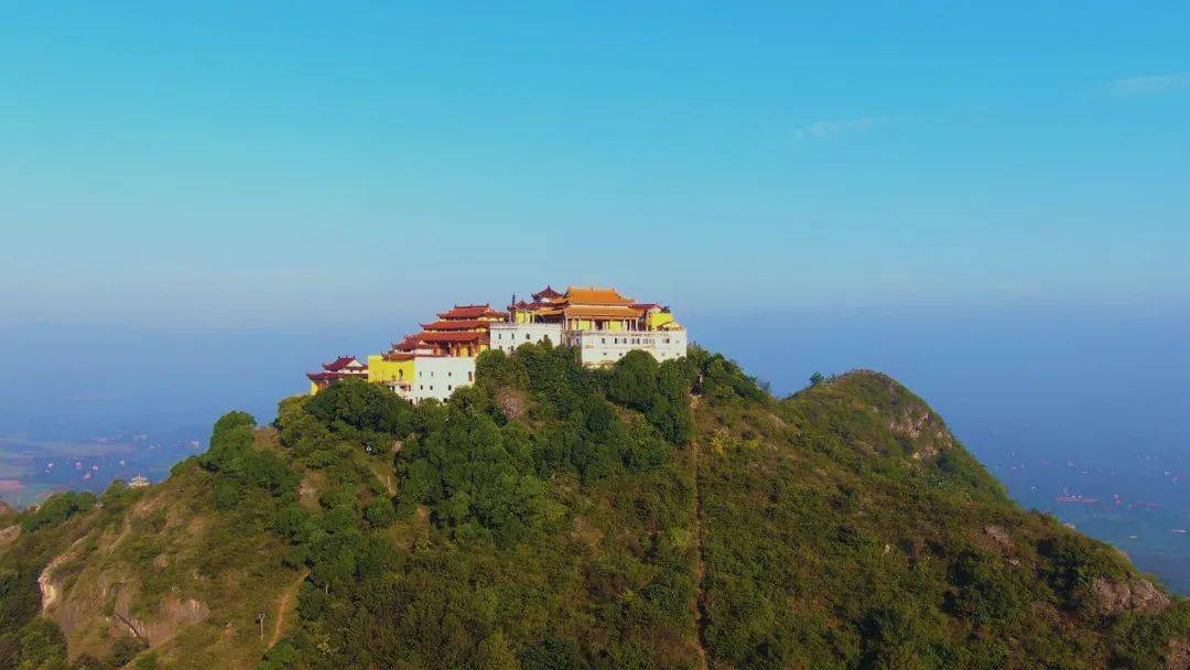 庐江这处云端上的"小布达拉宫",抬眼便是天空之镜~_龙天寺_冬日_青山
