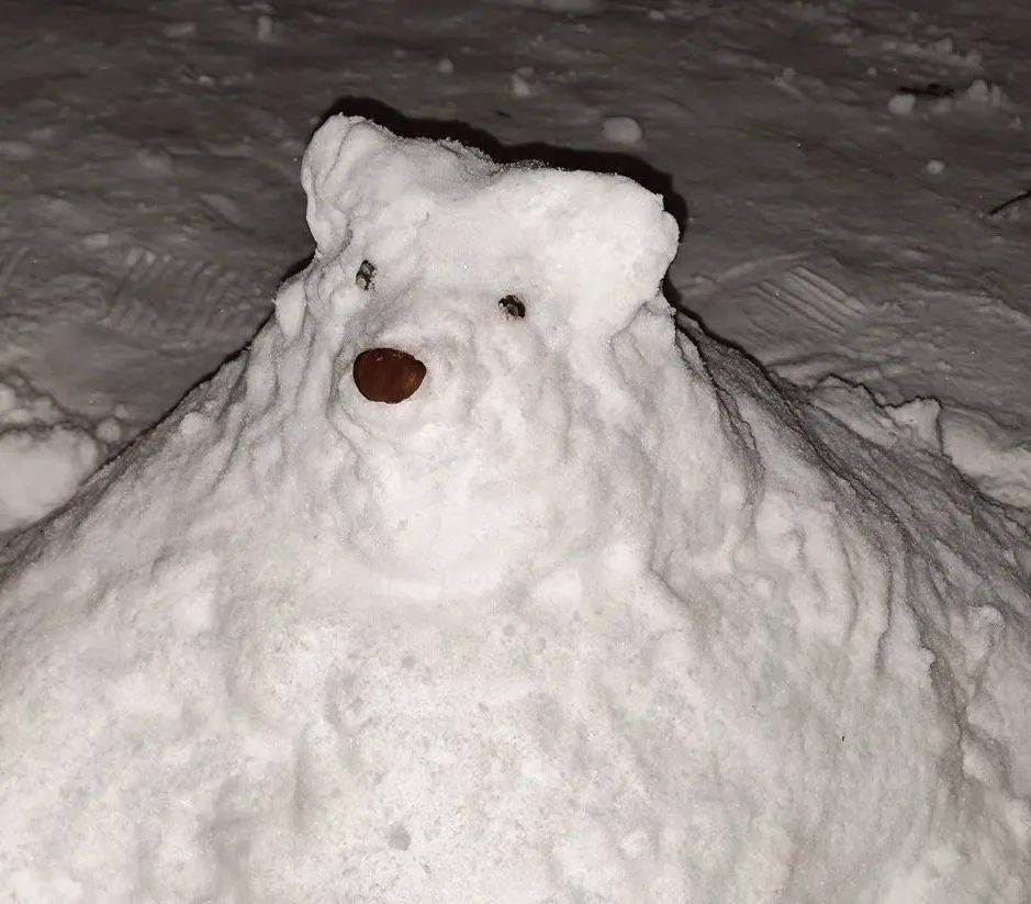 的天氣一起堆雪人也是那把雪人堆在一起或許不孤獨雪人是孤獨的童話