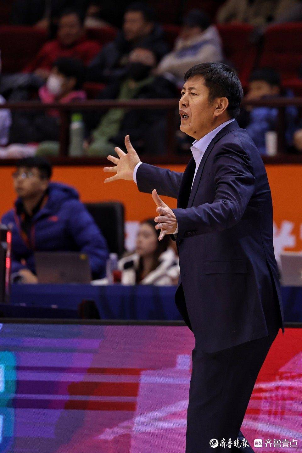 山东男篮100-101不敌浙江遭两连败_主场_王鑫_对手