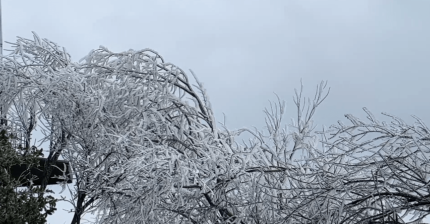 尧山雪景图片