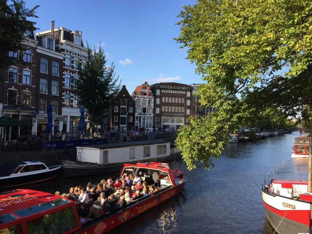 游荷兰首都阿姆斯特丹,行走在古老与现代文明之间_建筑_城市_运河
