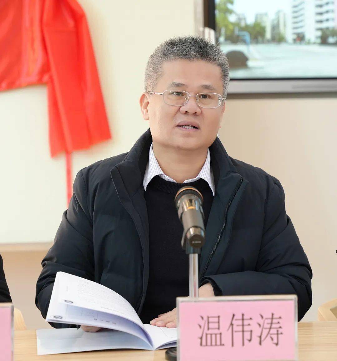 躬耕杏坛 初心如磬|普宁市苏明龙名校长工作室举行揭牌启动仪式暨跟岗