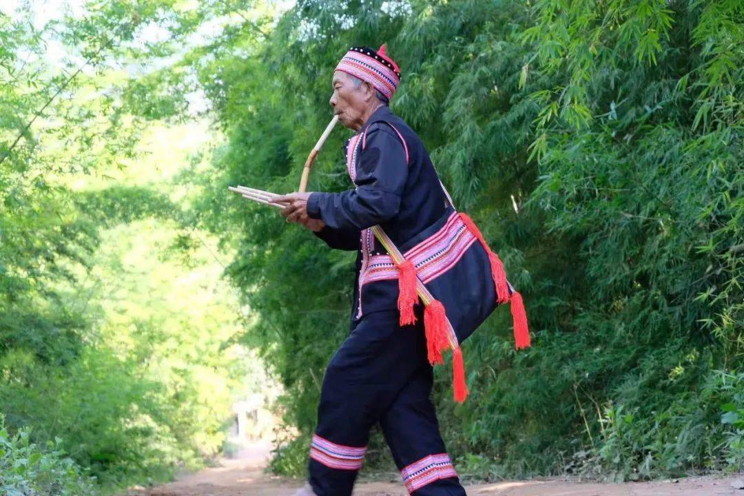 拉祜族葫芦笙舞(七十二路打歌) 跳落了太阳 跳出了月亮_生活_舞蹈