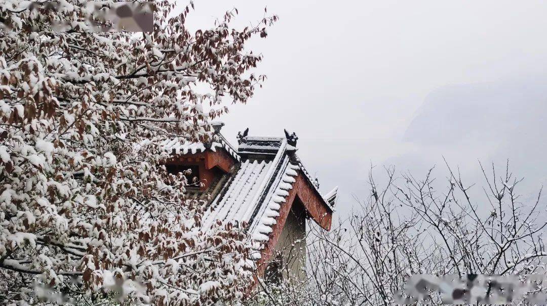 古风雪山图片