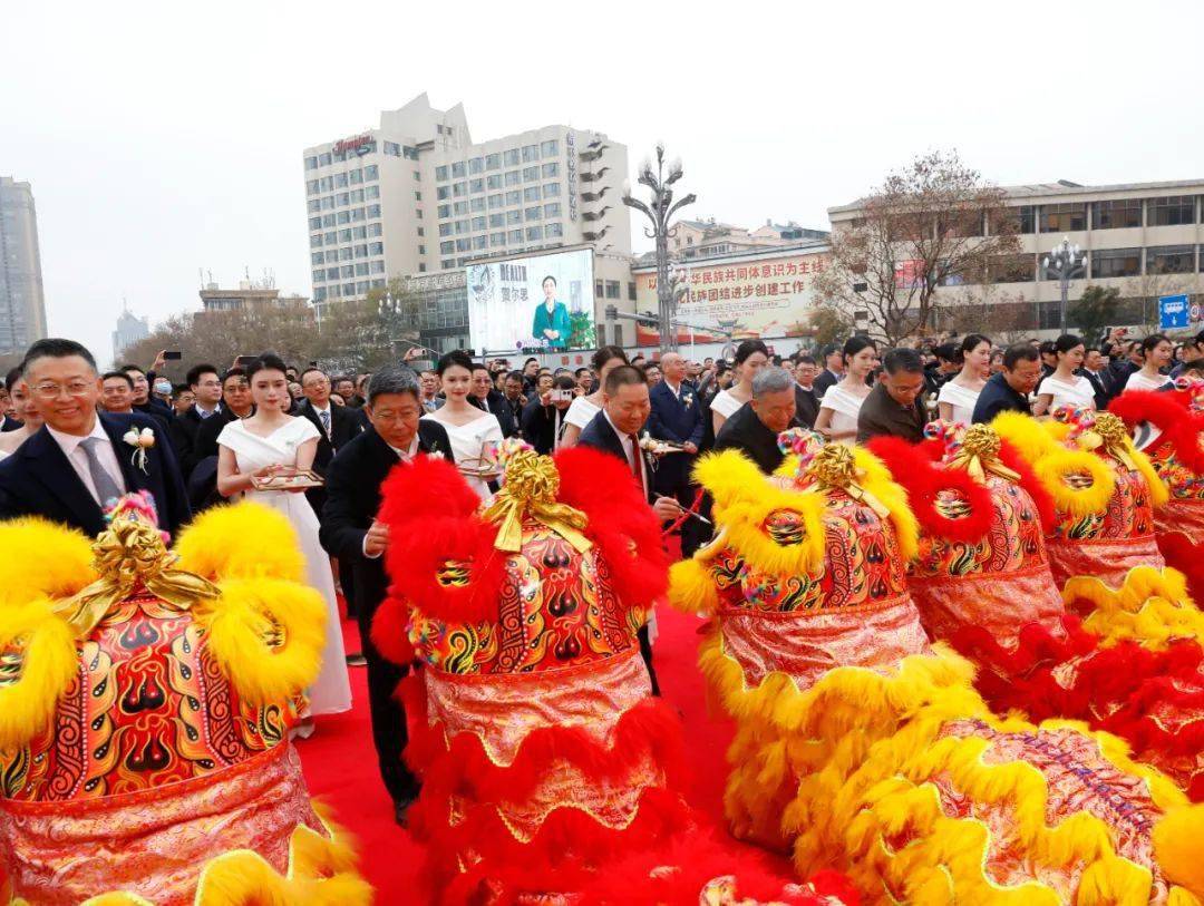 央地"双向奔赴" 春城万象启新 昆明万象城盛大启幕_集团_云南_建设