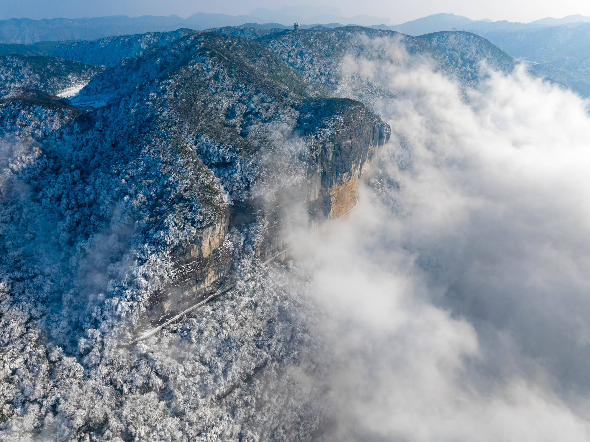 南川金佛山下雪图片