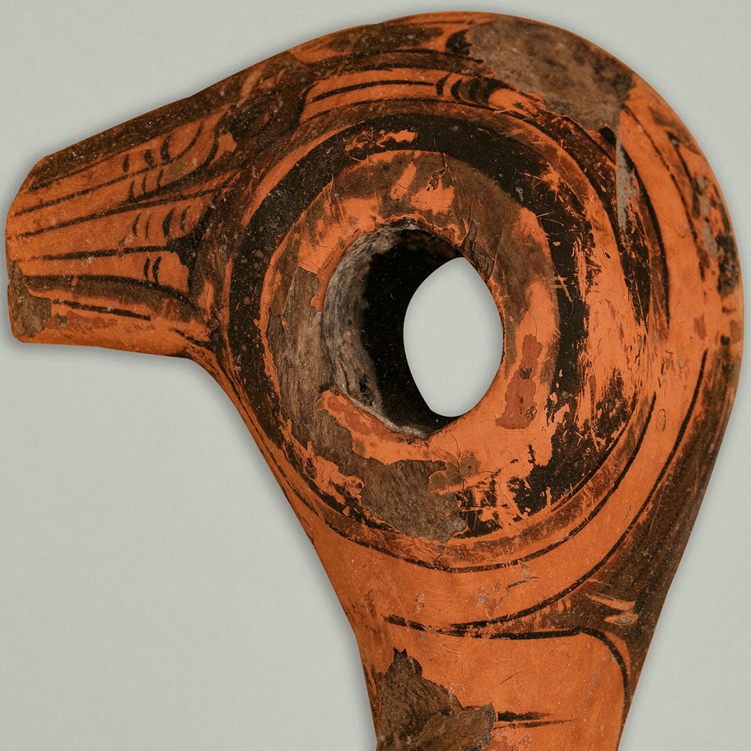 "中国是世界上最早发现并私用天然漆的