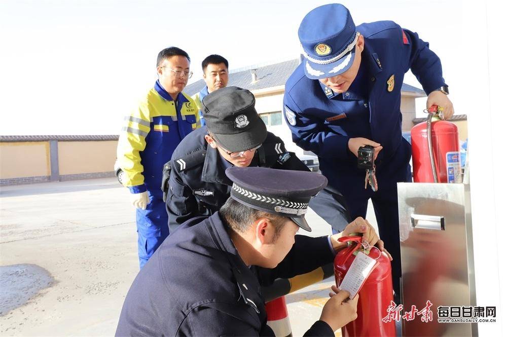 民樂縣公安局聯合民樂縣消防救援大隊走進轄區學校,商鋪,加油站等場所