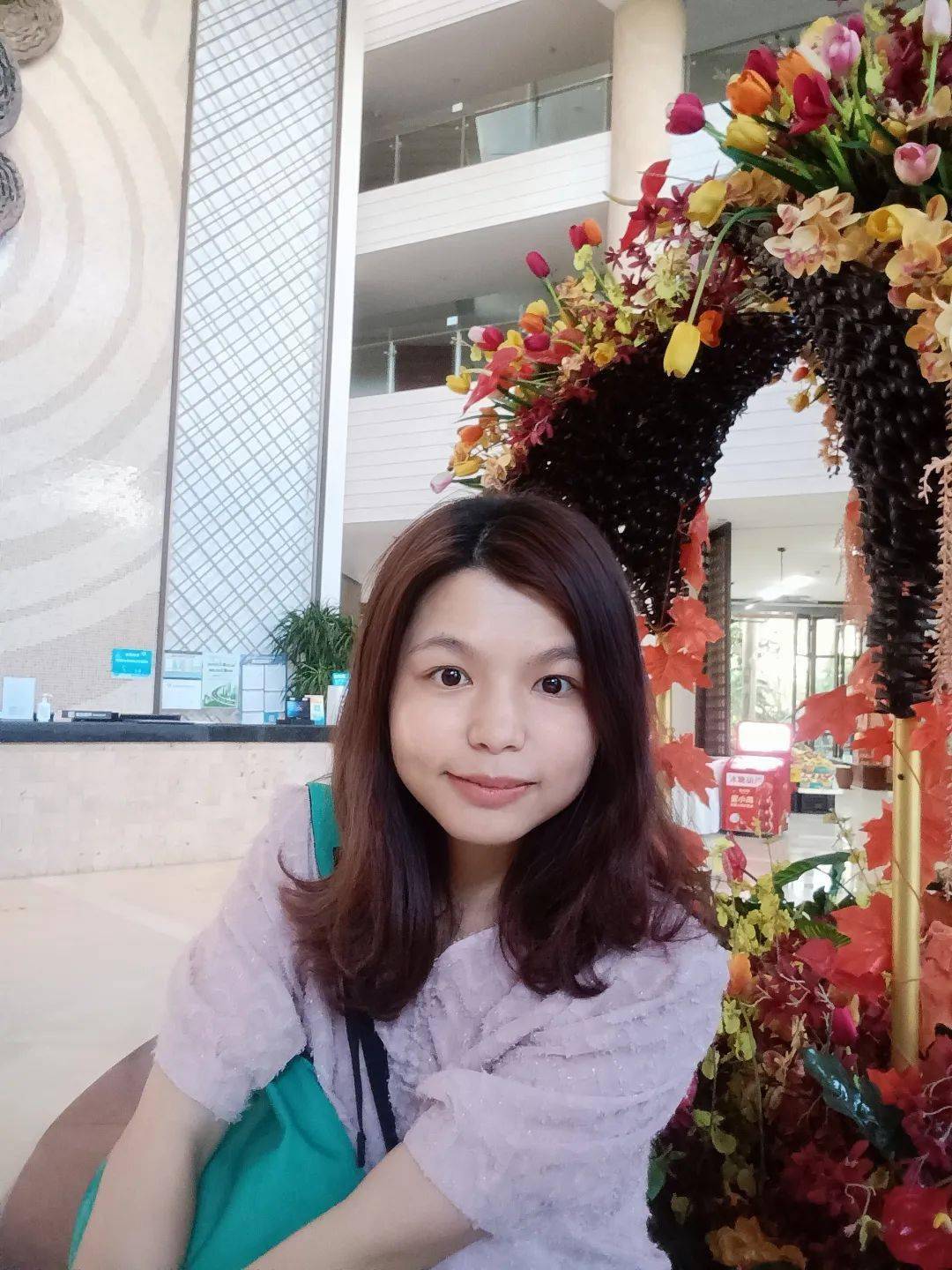 胡小莉黄思凯冯静艾肖雪给力辅助赵阳阳荣恒鲁祥李珺恩董拯廷实力主唱