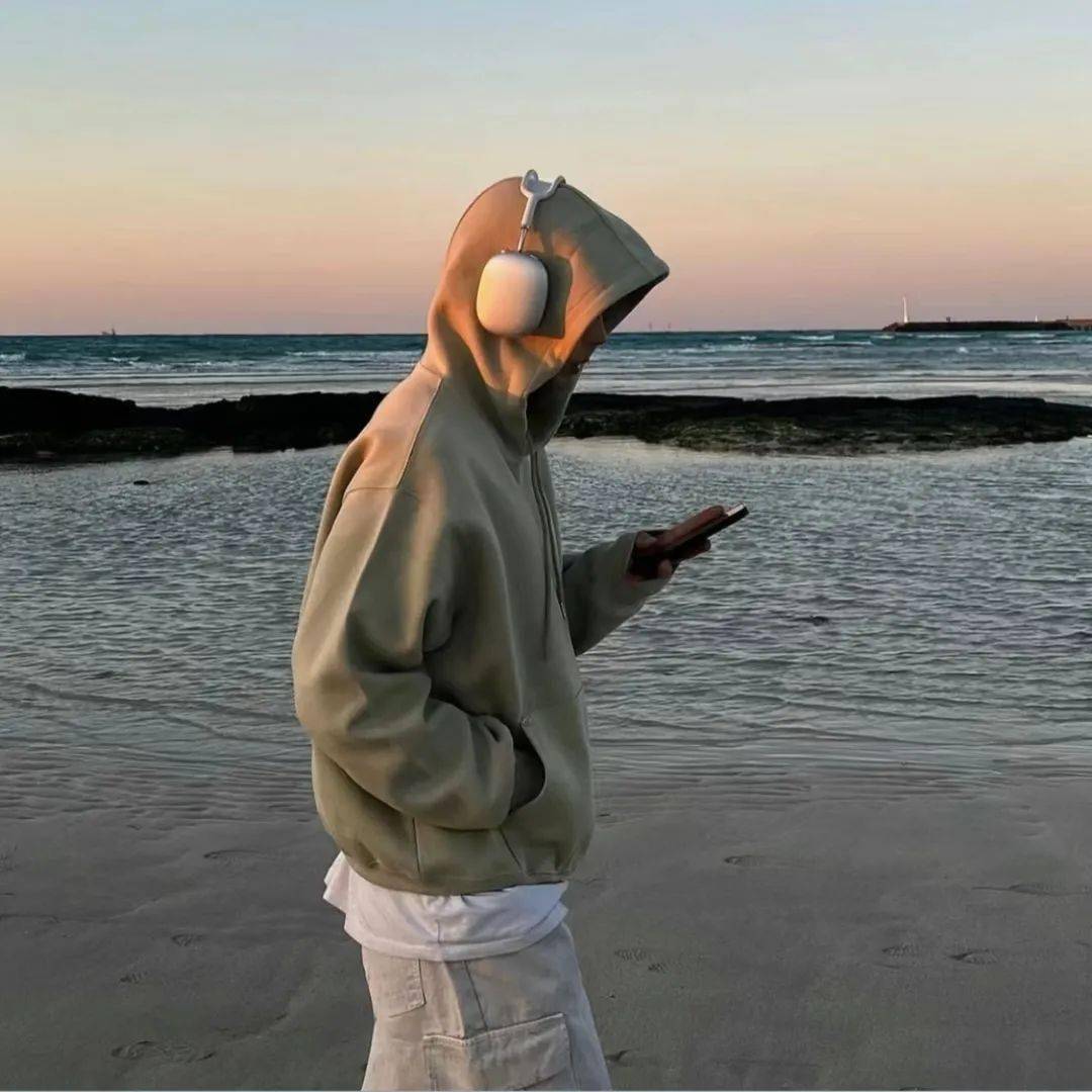 男生头像|从不觉得野心勃勃是贬义词