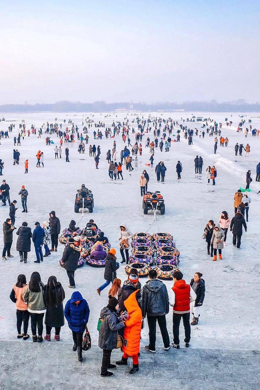 終於,第二十五屆哈爾濱冰雪大世界在12月18日開園.