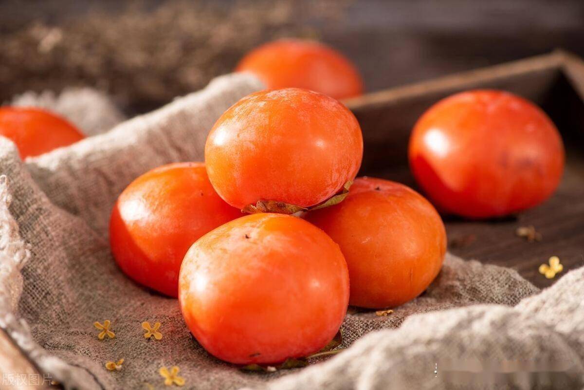 过年买水果,6种"吉祥果"不能忘,贵贱都买点,龙年大吉大利_苹果_橘子