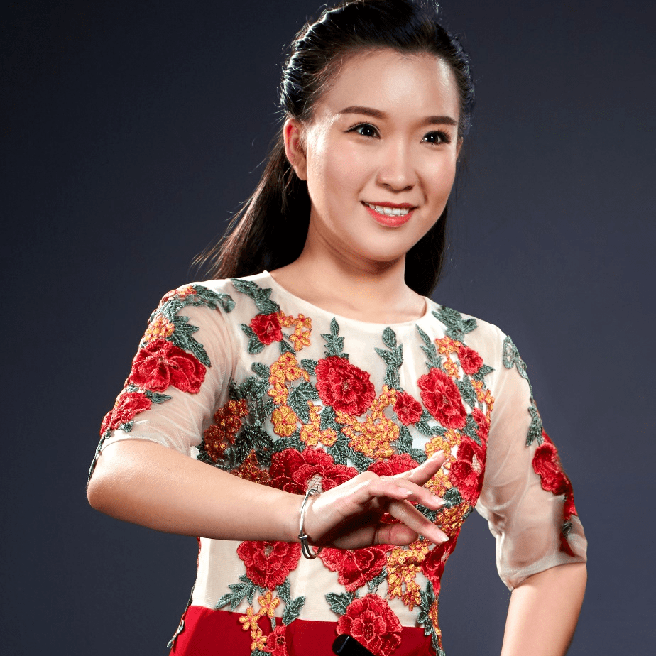 河南坠子4李智,艺名李婉楠,汉族,籍贯河北,1995年12月8日生人,专科